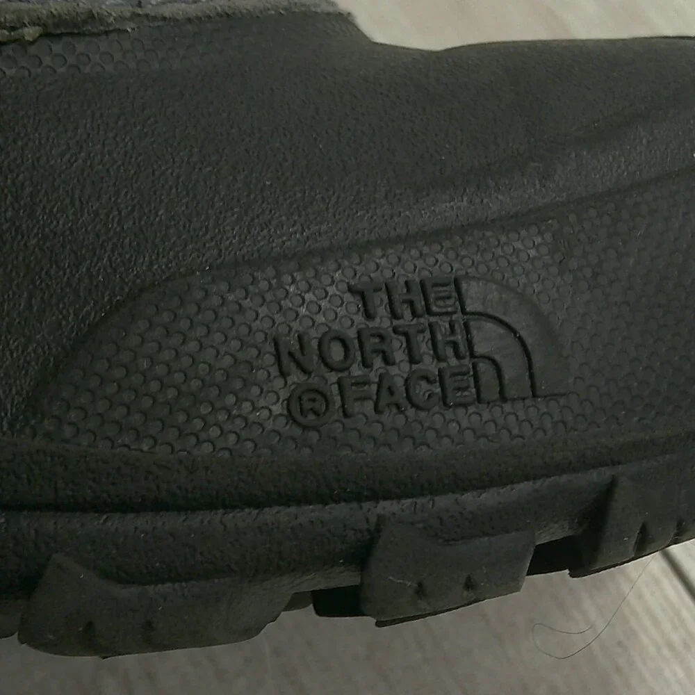 The North Face Shellista Lace up Gray Pink Waterproof Winter Snow Boot Size 3